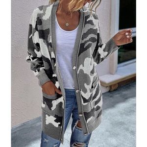 Women’s Gray Camo Open-Front Cardigan Sweater